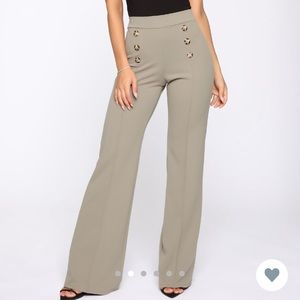 COPY - NWT | Fashion Nova High Rise Pants - Olive | XS